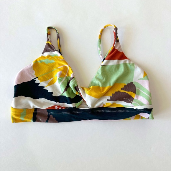 Carve Designs Other - Carve Designs Yellow & Green Twist Front Keyhole Bikini Top